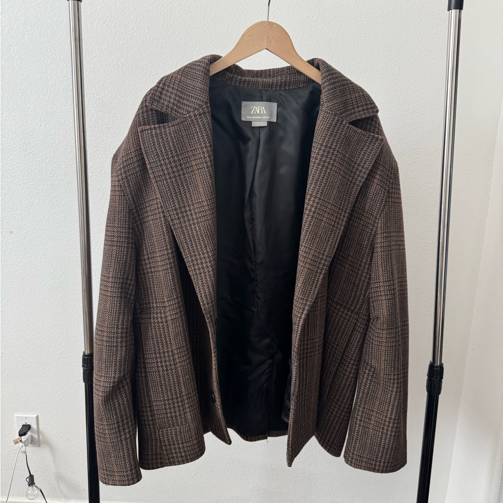 Zara Mens Brown Plaid Jacket size M, runs L
